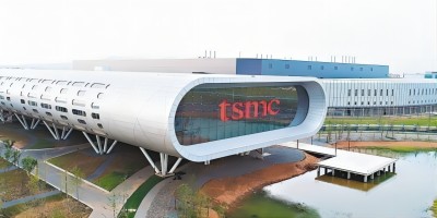台积电考虑上调晶圆代工价格10%，黄仁勋表示支持